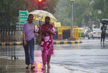 एनसीआर में दो दिनों का येलो अलर्ट, इस सप्ताह बारिश के साथ तापमान में रहेगी गिरावट