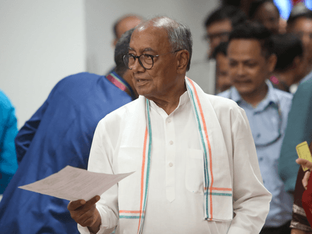 'संकट के वक्त हिंदू-मुस्लिम की बात ठीक नहीं', भोजशाला फैसले पर दिग्विजय सिंह का बयान