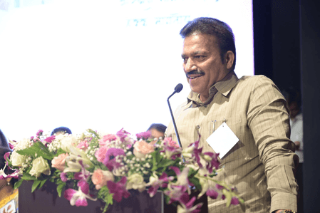 नितेश राणे समाज में विभाजन पैदा करने के लिए देते हैं गलत बयान : शशिकांत शिंदे