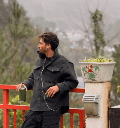 हर्षवर्धन राणे की 'सिला' का एक और पड़ाव पार, वियतनाम शेड्यूल की सफलता पर पूरी टीम का जताया आभार