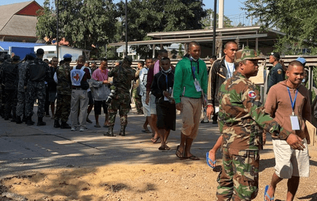 थाईलैंड ने कंबोडिया के 18 सैनिकों को किया रिहा