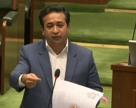 मछुआरों और समुद्री संसाधनों की रक्षा के लिए जीरो-टॉलरेंस' नीति : मंत्री नितेश राणे