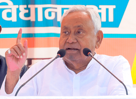 जिम्मेदार पत्रकारिता ने हमारे लोकतंत्र को निरंतर सशक्त किया है: नीतीश कुमार