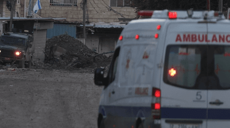 इजरायली सेना ने वेस्ट बैंक चेकपॉइंट पर फिलिस्तीनी युवक को मार गिराया