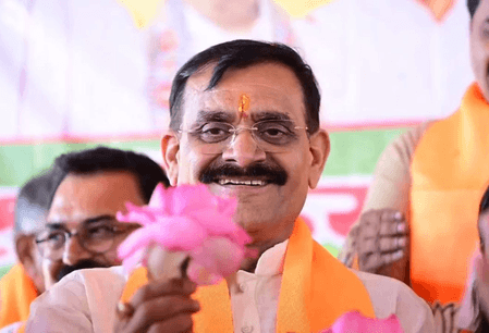 खड़गे ने एक्स पर गिनाए भाजपा नेताओं के विवादित बयान, वीडी शर्मा बोले, ‘वो ट्विटर पर खेलें, हम जमीन पर काम करते हैं’