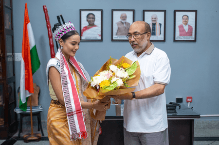 मिस यूनिवर्स इंडिया 2025 की फोर्थ रनर-अप निरुपमा ने एन बीरेन सिंह से की मुलाकात