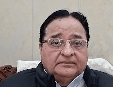 भारत से पाकिस्तान डरता है, इसीलिए खेलने से मना करता है: एसटी हसन