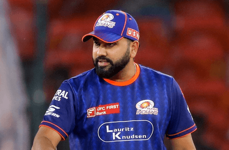 रोहित शर्मा की देशवासियों से अपील, फर्जी खबरों से बचें, जिम्मेदार नागरिक बनें