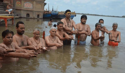 शनिश्चरी अमावस्या पर विधि-विधान से करें पूजा, पितृ होते हैं प्रसन्न