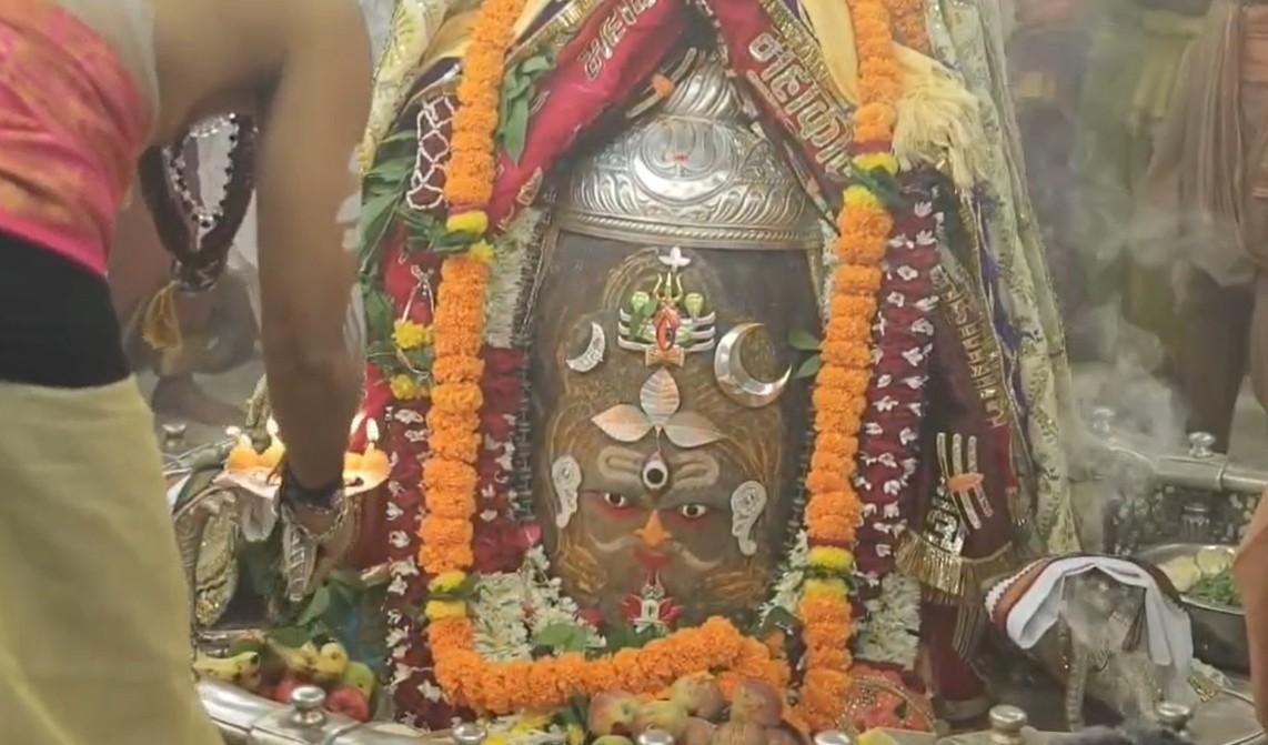 बाबा