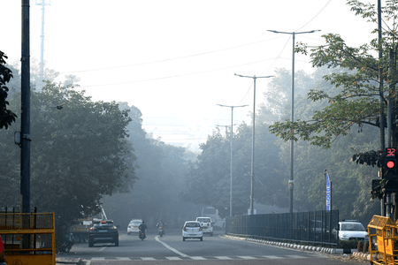 एनसीआर में न्यूनतम पारे में गिरावट; हवा धीमी पड़ते ही बढ़ा प्रदूषण, कई इलाकों में एक्यूआई फिर खतरनाक स्तर पर
