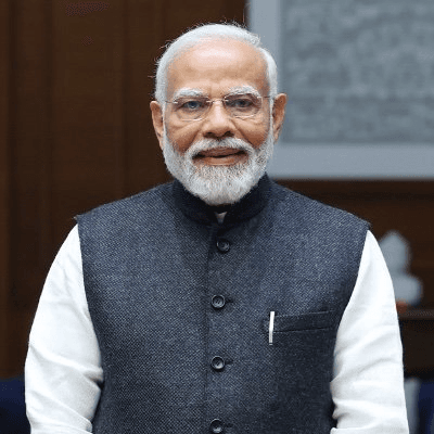 'दोस्ती का वादा होते हैं सात फेरे', पीएम मोदी ने विजय देवरकोंडा-रश्मिका मंदाना को दी बधाई
