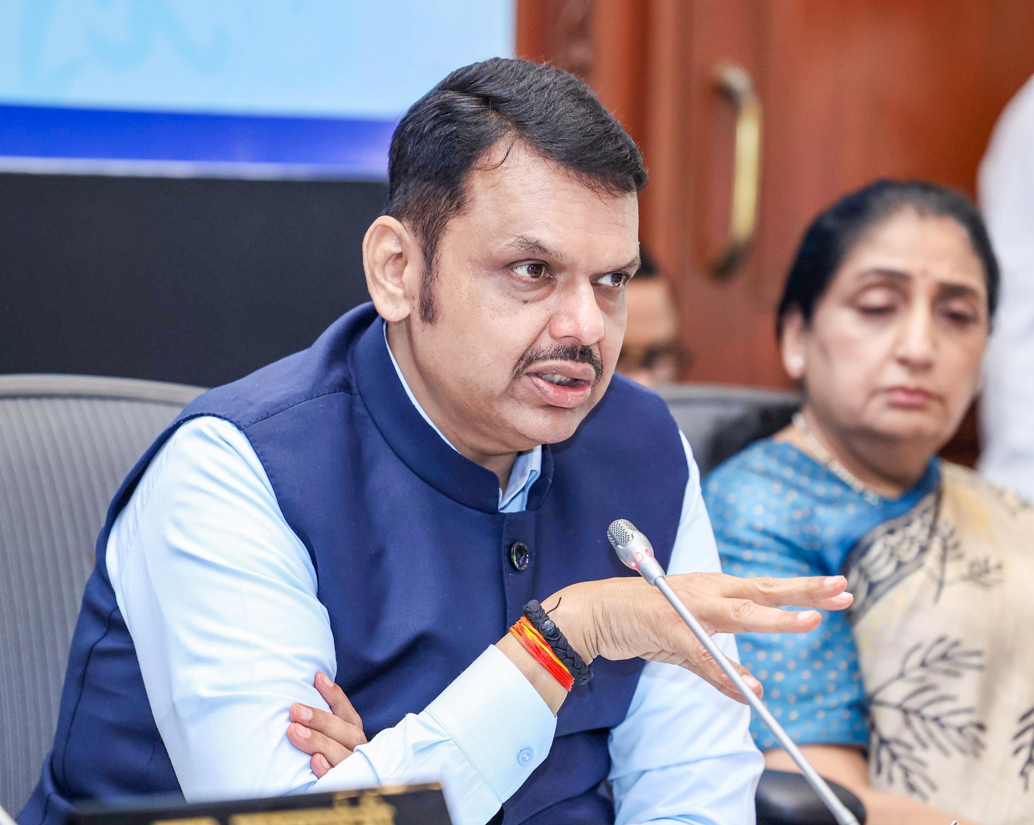 महाराष्ट्र में हम ड्रग्स के मामले में जीरो-टॉलरेंस पॉलिसी अपना रहे हैं: सीएम फडणवीस