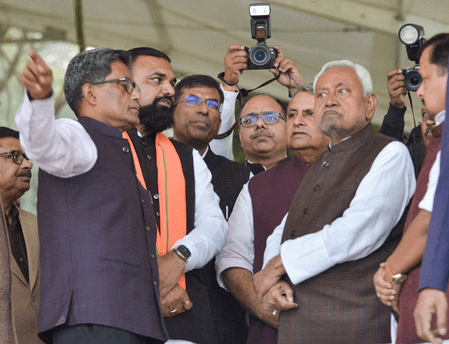 बिहार: एनडीए चुनेगा विधायक दल का नेता