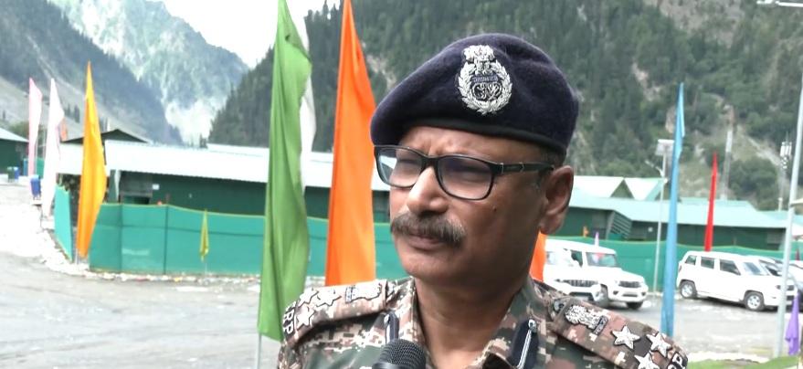 अमरनाथ यात्रा में सुरक्षा के साथ सेवा भी, हर श्रद्धालु की मदद को तैयार है सीआरपीएफ: डीआईजी सुधीर कुमार