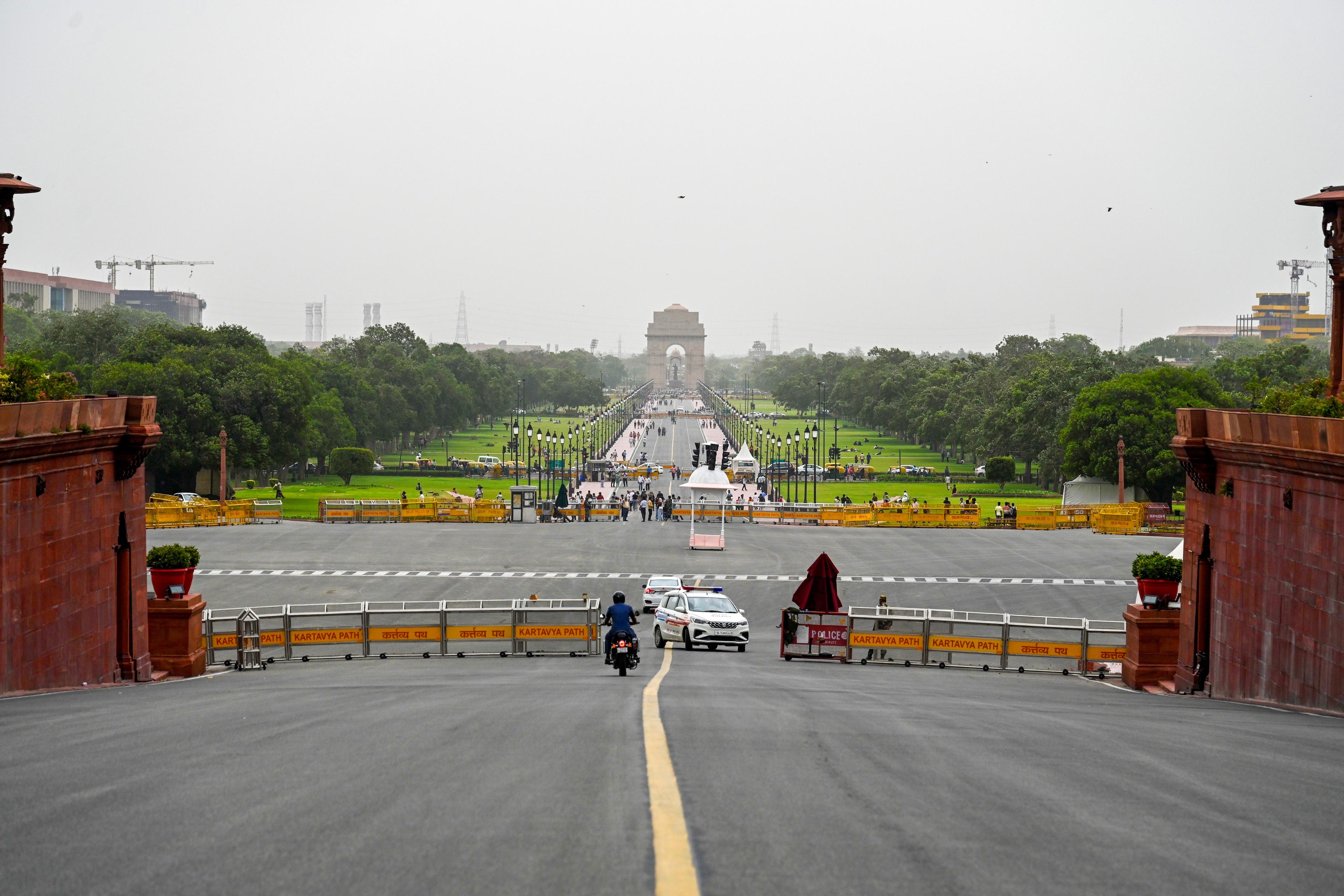 दिल्ली-एनसीआर में अगले कई दिनों तक राहत के आसार, हल्की बारिश और तेज हवाओं से सुहावना रहेगा मौसम