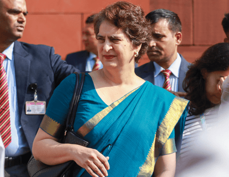 साइबर सुरक्षा जरुरी, लेकिन इसके बहाने नागरिकों के फोन की निगरानी गलत : प्रियंका गांधी