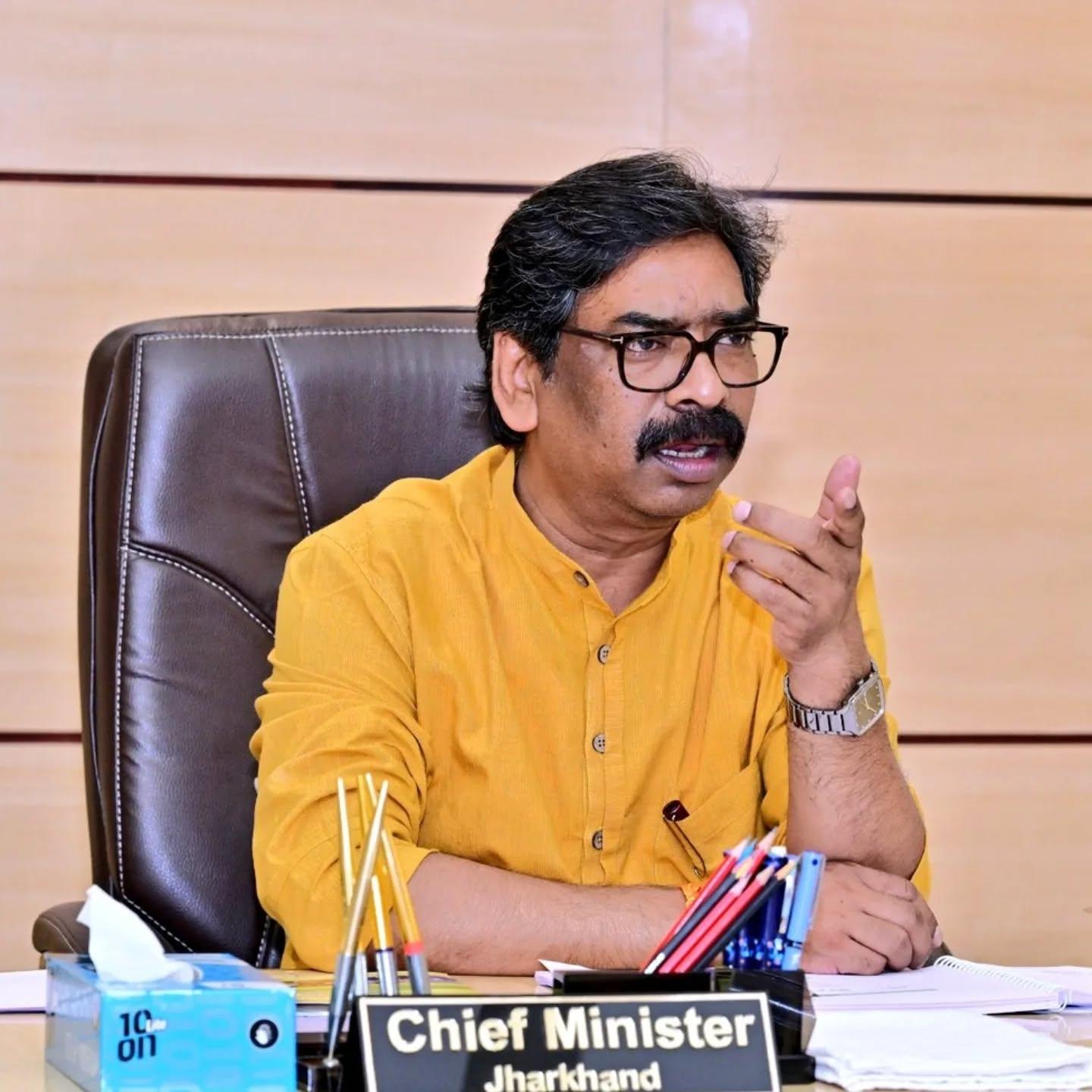 झारखंड कैबिनेट का फैसला: जंगली जानवरों के हमले में मौत पर 10 लाख मुआवजा, सरकारी कर्मचारी ले सकेंगे सैलरी एडवांस