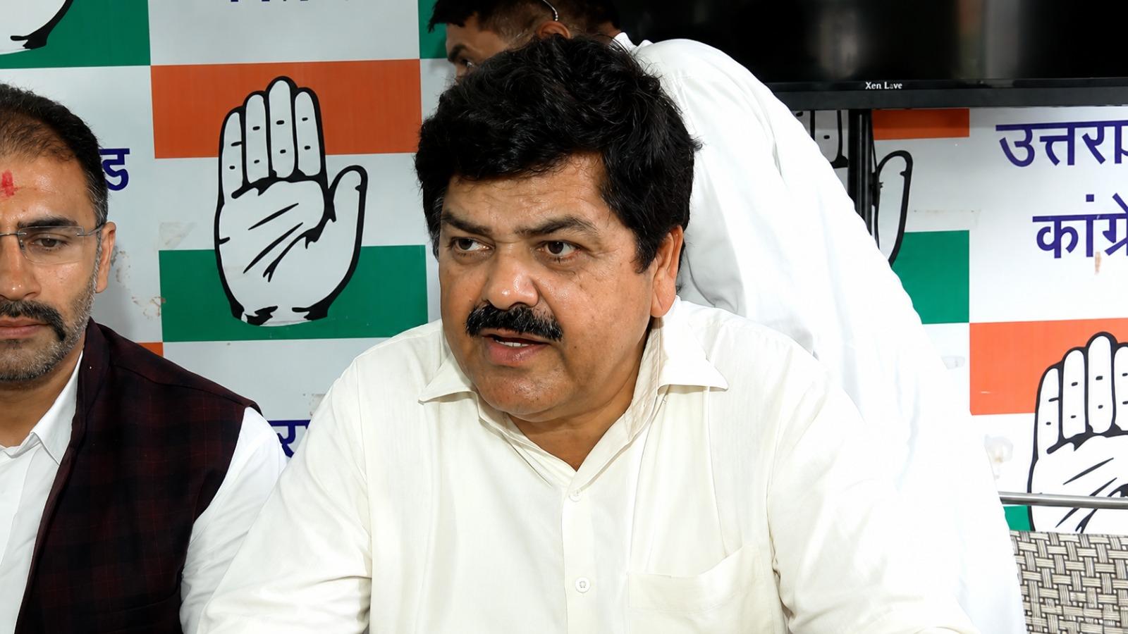 बदरीनाथ चढ़ावा चोरी मामले में गरमाई सियासत, गणेश गोदियाल ने सीएम धामी से मांगा जवाब