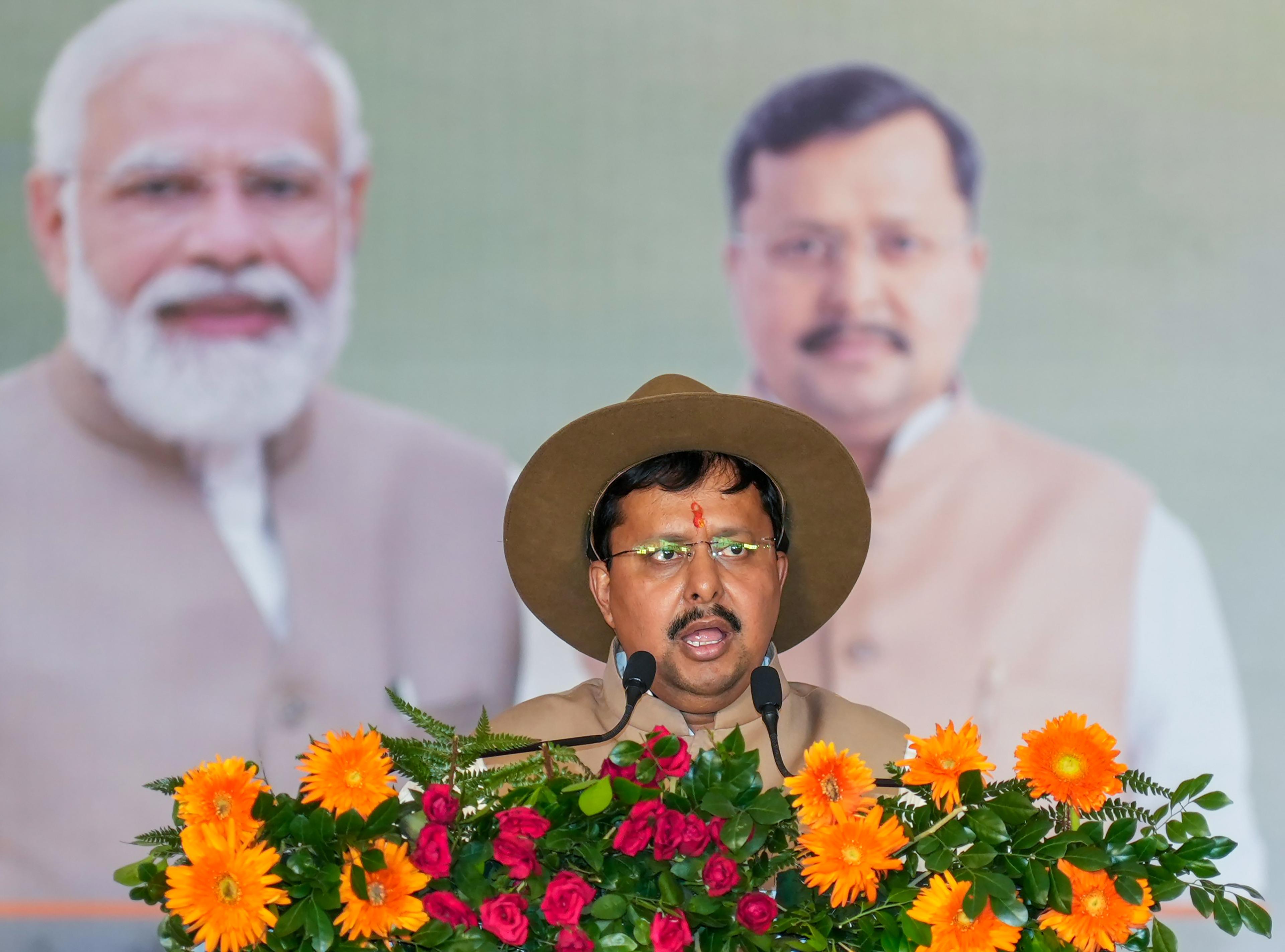 सैनिकों