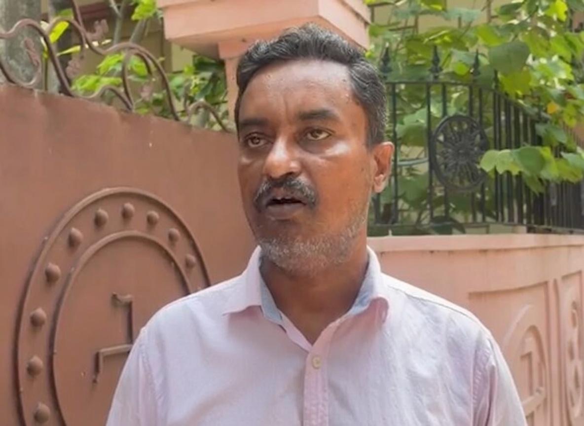 बागी टीएमसी सांसदों के एनसीपीआई में विलय पर विवाद, संस्थापक शांतनु देय बोले- पार्टी के सदस्य खुश नहीं