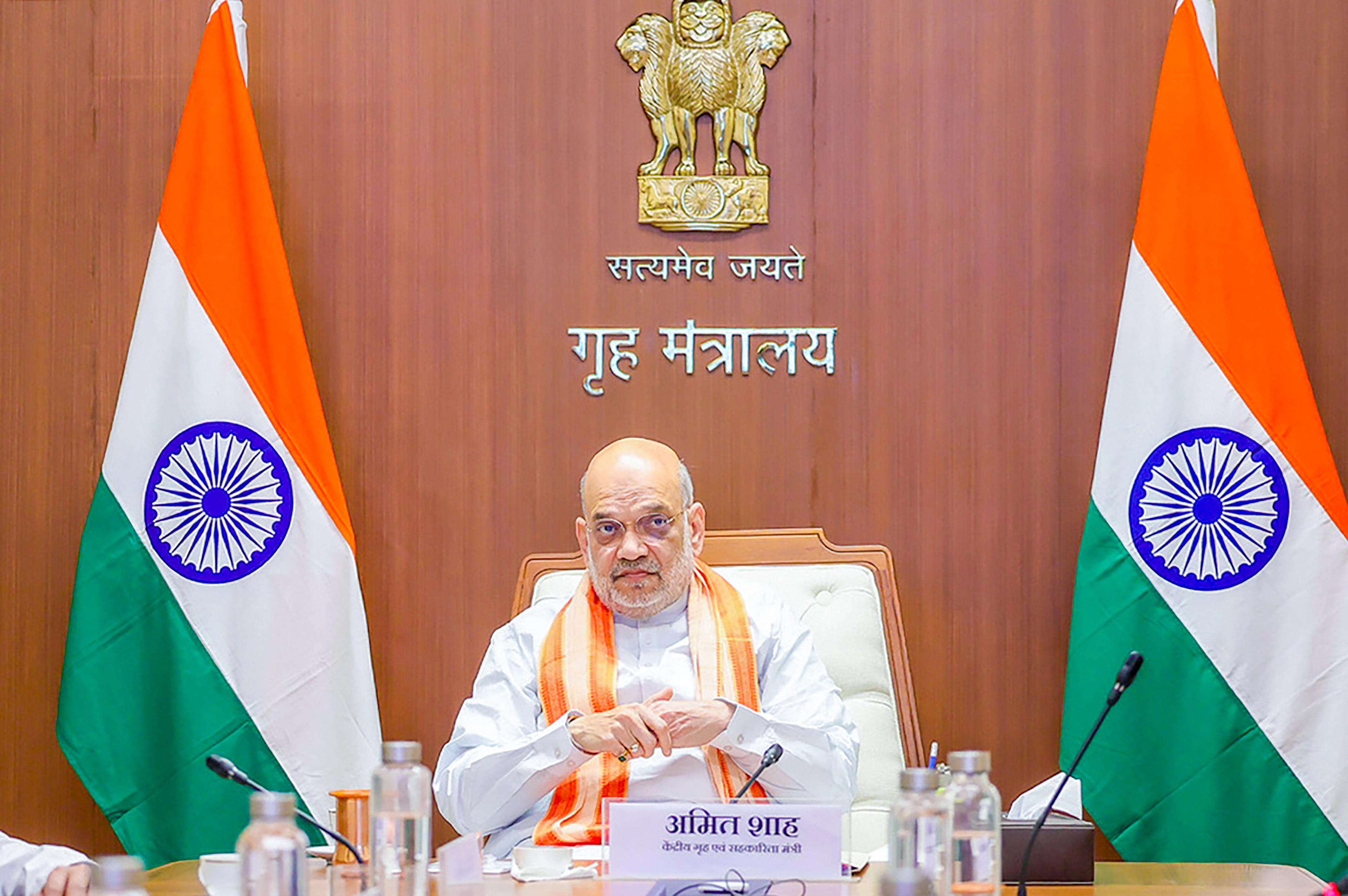 गृह मंत्री शाह ने सहकारी बैंकिंग, जैविक उत्पादों और निर्यात को मजबूत करने के लिए बने राष्ट्रीय रोडमैप की समीक्षा की