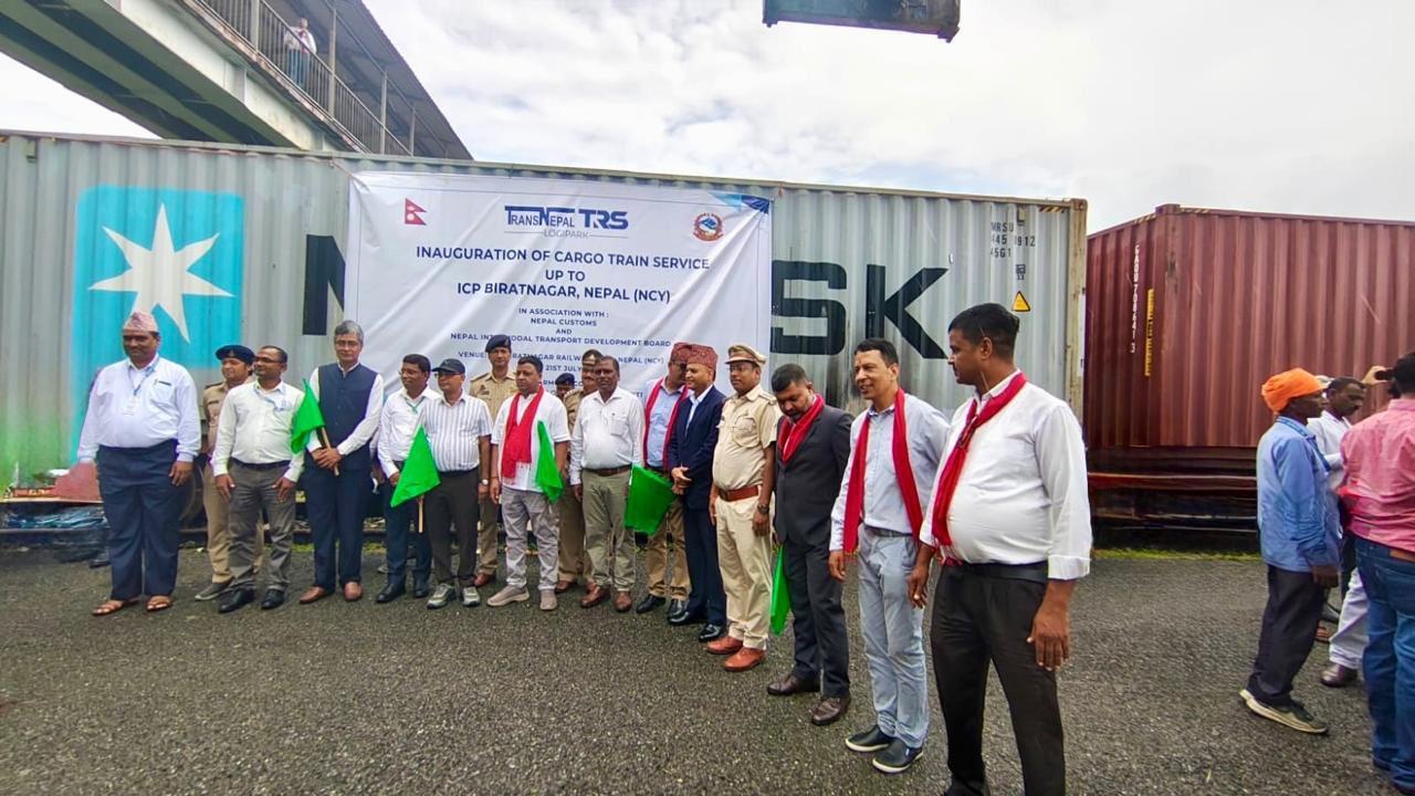 भारत-नेपाल व्यापार संबंधों में बड़ी उपलब्धि, कोलकाता पोर्ट के जरिए बिराटनगर पहुंचा कैनोला का पहला शिपमेंट