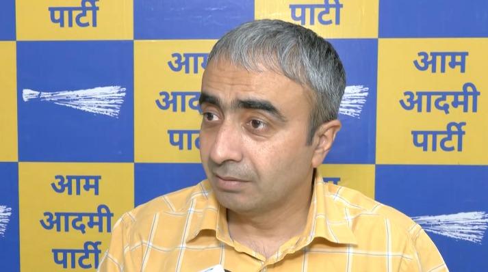 नीट पेपर लीक मामले में अनुराग ढांडा ने धर्मेंद्र प्रधान के इस्तीफे की मांग दोहराई