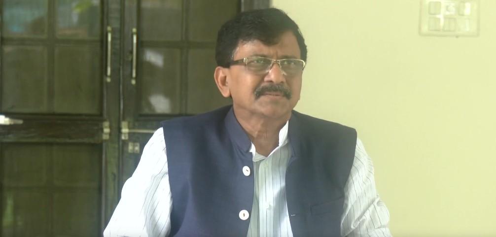 विपक्षी नेताओं ने सरकार को घेरा, संजय राउत बोले-बच्चों से डर गई सरकार