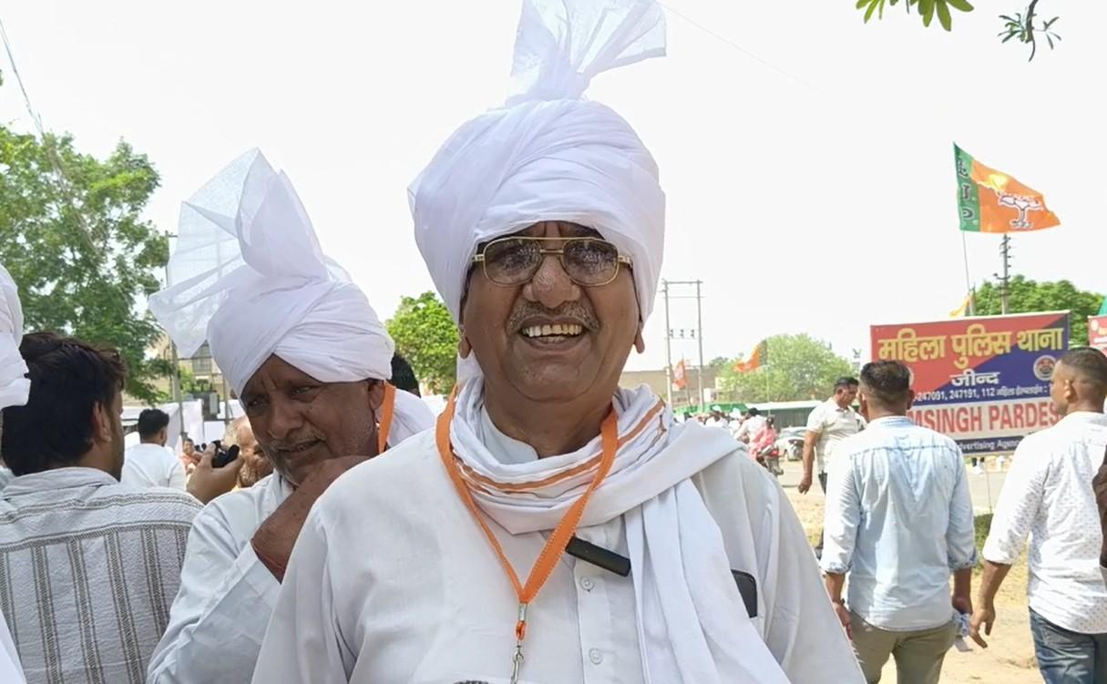 हरियाणा: जींद से दौड़ी देश की पहली हाइड्रोजन पैसेंजर ट्रेन, स्थानीय लोगों ने खुशी जाहिर कर पीएम मोदी का जताया आभार