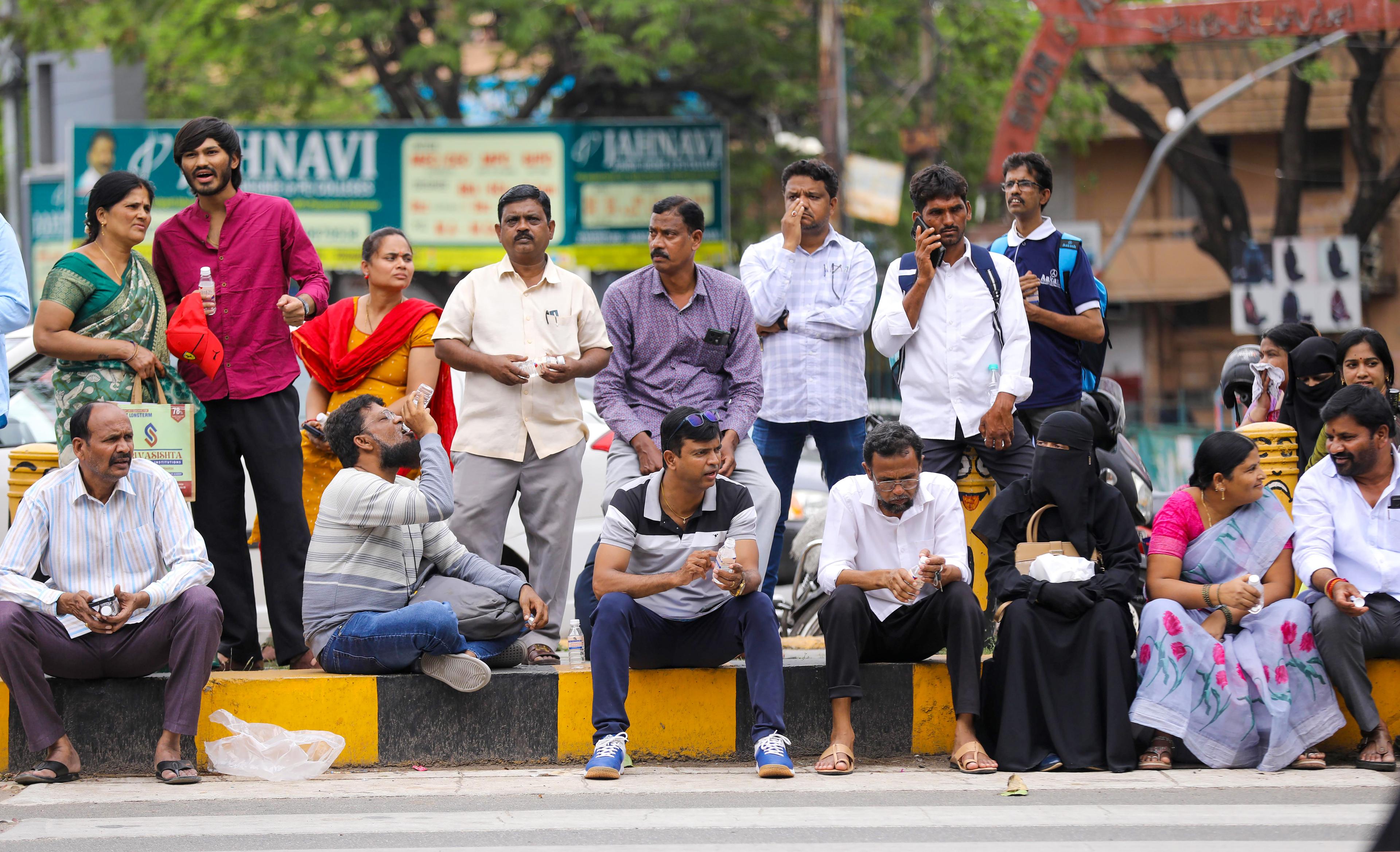 तेलंगाना और आंध्र प्रदेश में नीट यूजी री-एग्जाम शांतिपूर्ण तरीके से संपन्न