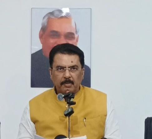 राहुल गांधी नीट पर चर्चा से भाग रहे, विपक्ष छात्रों की आड़ में अराजकता फैला रहा: संजय सरावगी