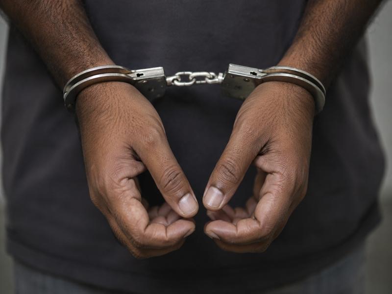 सोने की तस्करी करने वाले इंटरनेशनल गिरोह का डीआरई ने किया पर्दाफाश, 6 तस्कर मुंबई एयरपोर्ट से गिरफ्तार