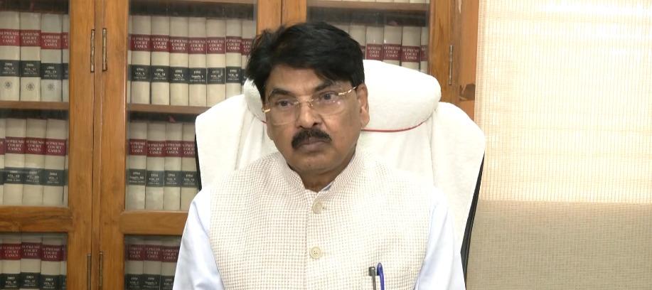 राहुल गांधी युवाओं को गुमराह कर रहे, सपा-शिवसेना टूटने की कगार पर: मनन मिश्रा