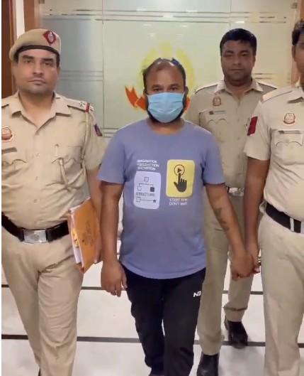 शाहदरा साइबर पुलिस ने स्टॉक ट्रेडिंग इन्वेस्टमेंट फ्रॉड का किया पर्दाफाश, एक अपराधी ओडिशा से गिफ्तार
