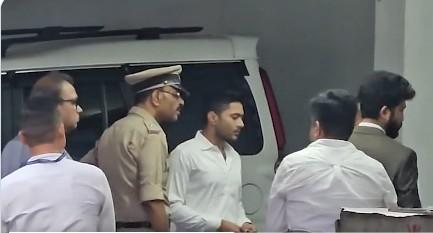 विधायकों के हस्ताक्षर मामले में पूछताछ के लिए सीआईडी मुख्यालय पहुंचे अभिषेक बनर्जी