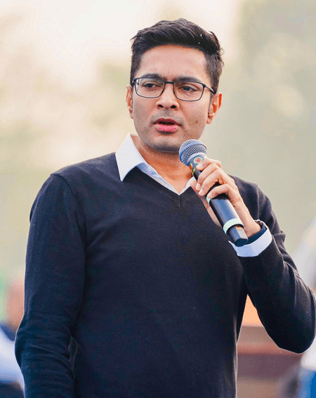 मतदाता सूची में अवैध बांग्लादेशी या रोहिंग्या घुसपैठियों की संख्या स्पष्ट करे चुनाव आयोग: अभिषेक बनर्जी