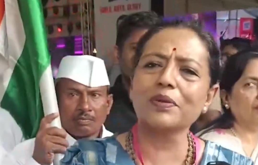 पैसे ही नहीं हैं हमारे पास