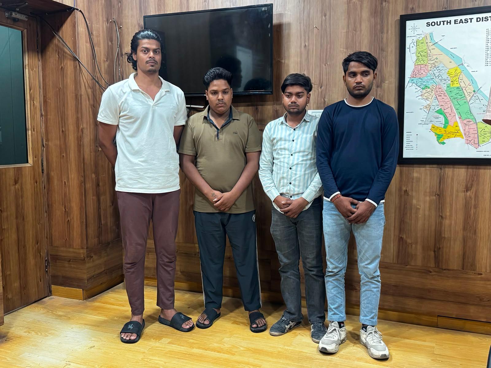 दिल्ली पुलिस ने ई-कॉमर्स धोखाधड़ी करने वाले गिरोह का किया भंडाफोड़, चार लोग गिरफ्तार