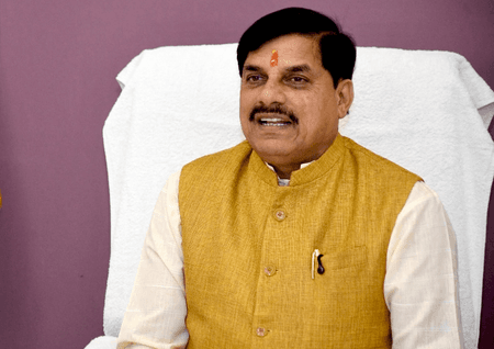 समाज के समृद्ध लोग सामूहिक विवाह सम्मेलनों में शादी का करें ट्रेंड सेट: सीएम मोहन यादव