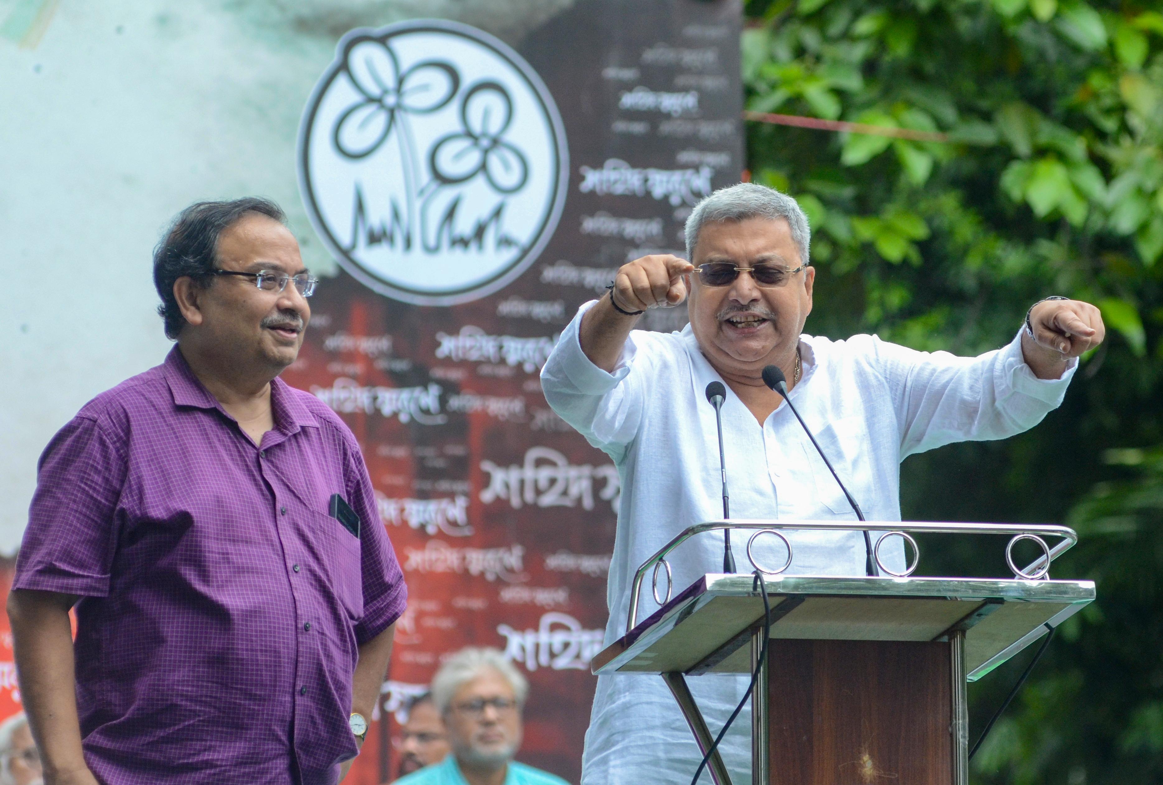 टीएमसी सांसद कल्याण बनर्जी का आरोप, 'कालीघाट सूत्र' पार्टी को बर्बाद करेंगे