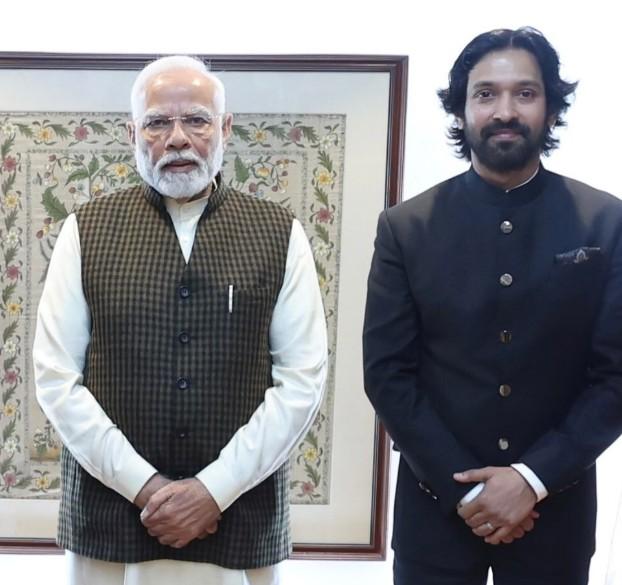अक्षय