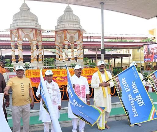 हरिद्वार से केंद्रीय मंत्री वीरेंद्र कुमार ने दिलाई नशामुक्त भारत की शपथ, 1.31 करोड़ लोगों ने लिया हिस्सा