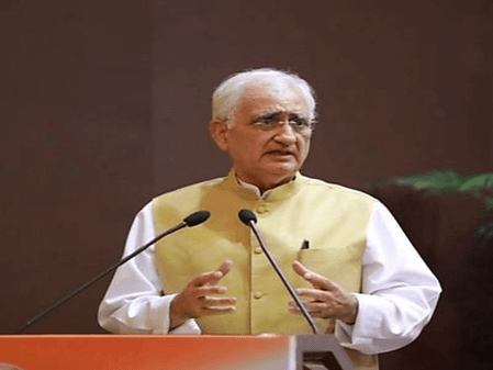 सलमान खुर्शीद के पीएम मोदी की तारीफ करने पर कांग्रेस का एक खेमा नाराज, कार्रवाई की मांग