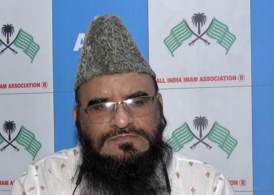 हेडस्कार्फ हिजाब नहीं, यह समझना जरूरी