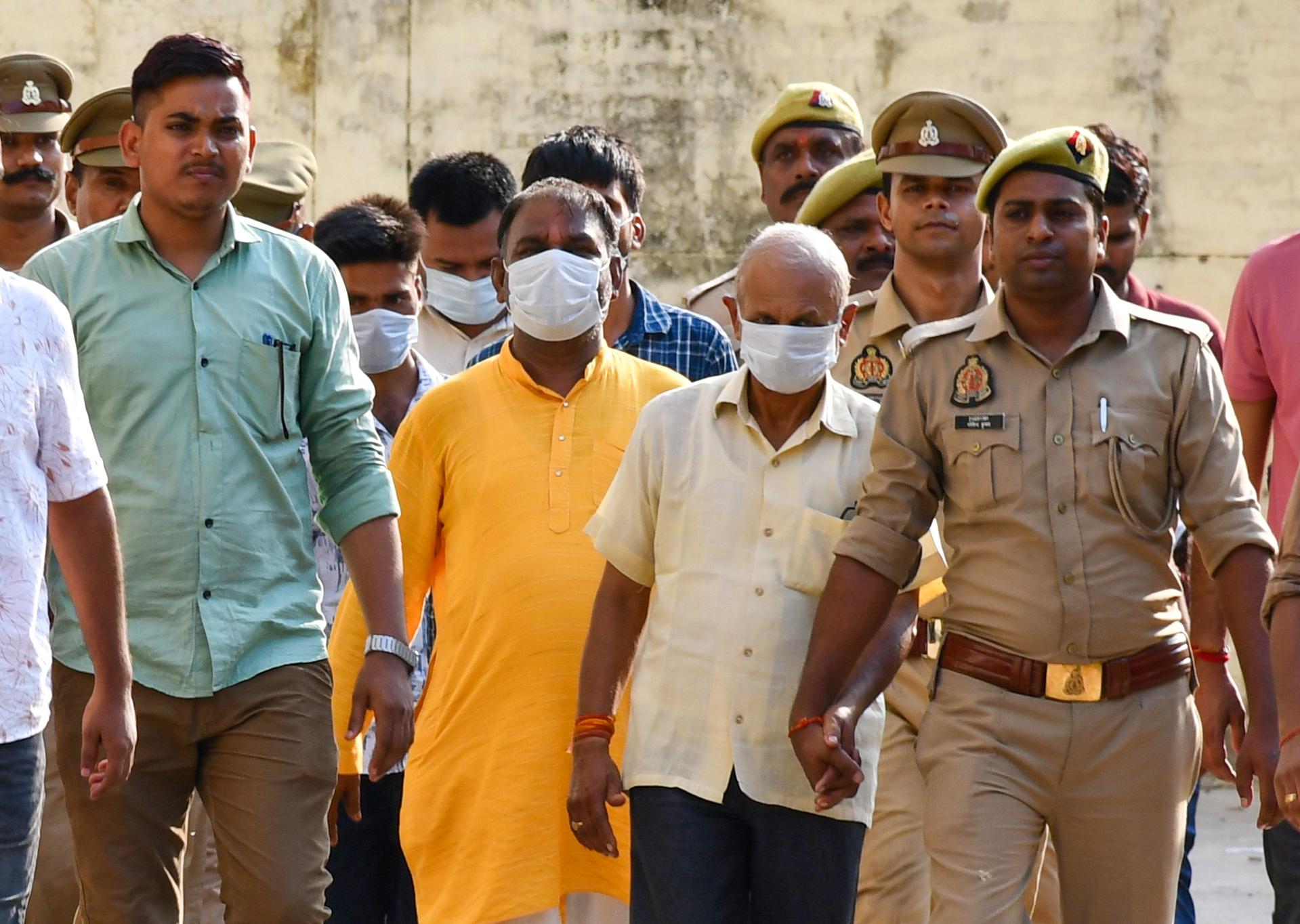 राम मंदिर चढ़ावा मामले में पुलिस ने आरोपियों और मंदिर ट्रस्ट के पांच साल के बैंक रिकॉर्ड मांगे