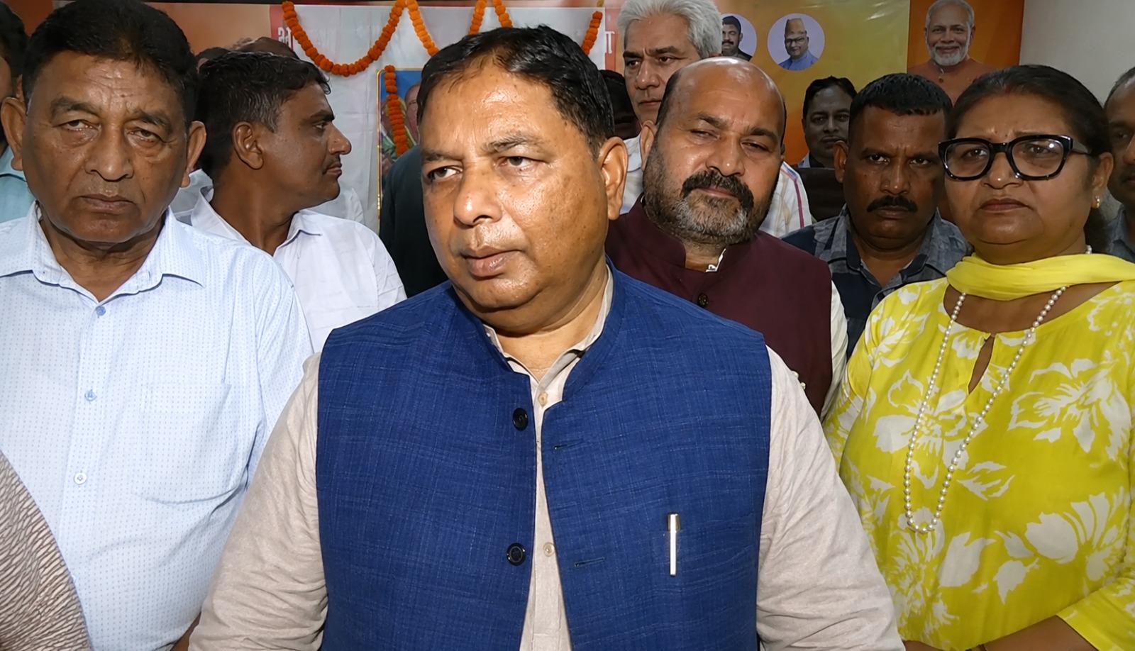 अमरनाथ यात्रा को लेकर पीएम की चिंता जायज, पाकिस्तान समर्थित आतंकवाद बर्दाश्त नहीं: सत शर्मा