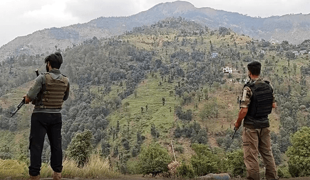 जम्मू-कश्मीर : पुंछ में टनल साइट के पास संदिग्ध गतिविधि के बाद सर्च ऑपरेशन जारी