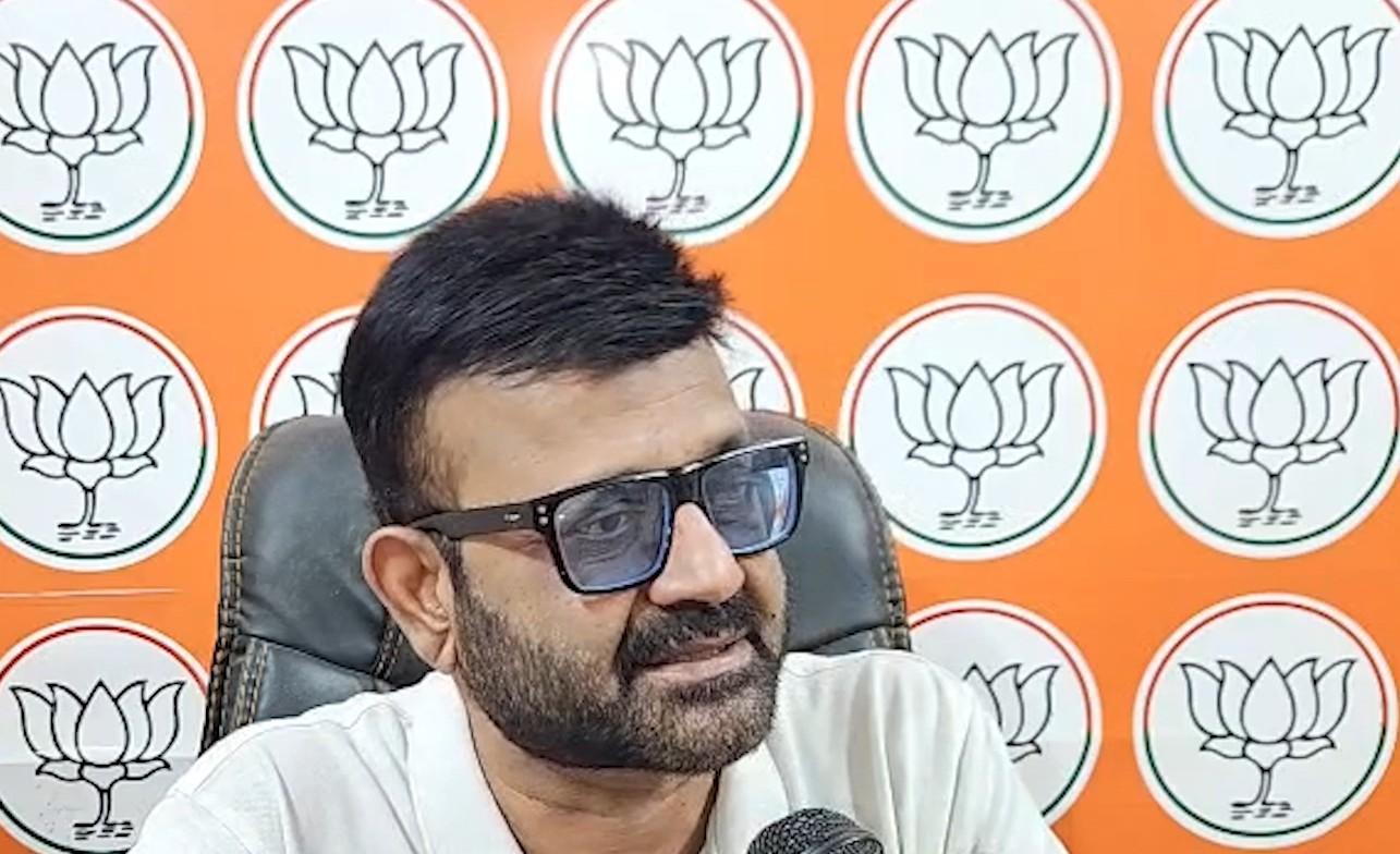 विदेशी