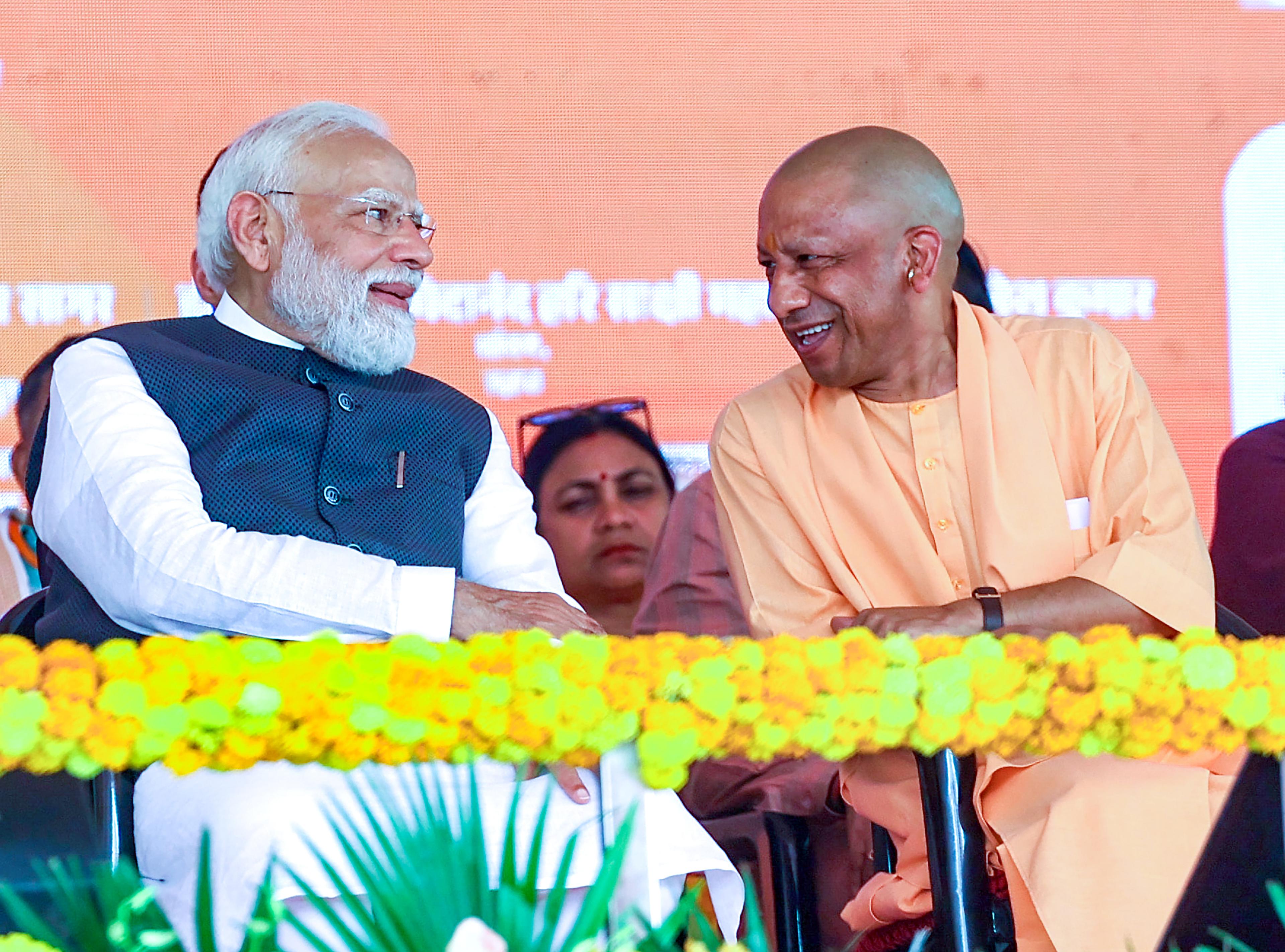 पीएम मोदी ने सीएम योगी को जन्मदिन की शुभकामनाएं दी, लंबे और स्वस्थ जीवन की कामना की